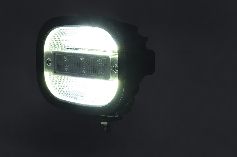 Luz de trabajo provista de luz de advertencia LRD 3068