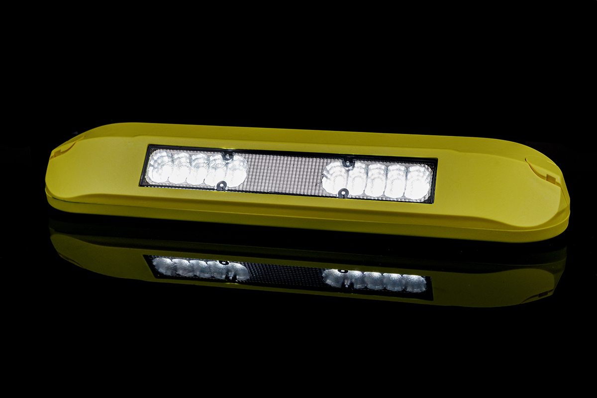 Faro de trabajo LED LRD 3042/Y-AM: fiabilidad en cualquier situación.